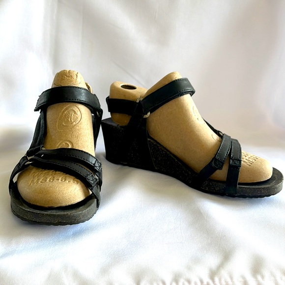 Teva Sandals (Sold on Mercari) - Picture 3 of 13